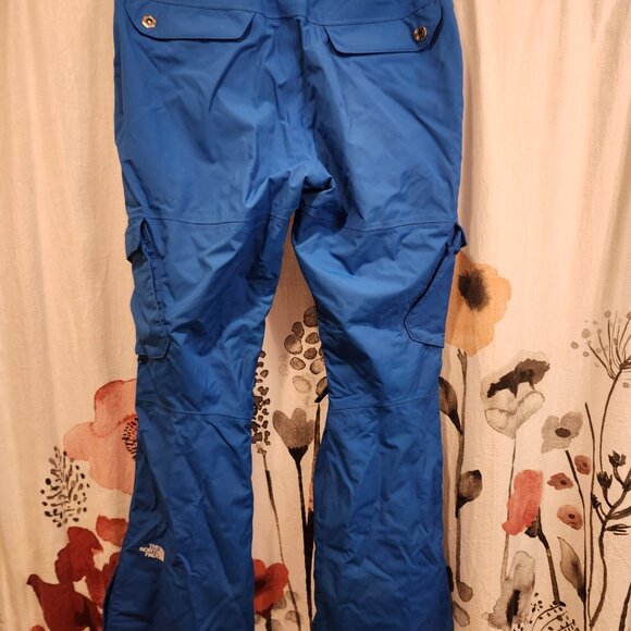 The North Face Women's HyVent Snow Pants - Picture 2 of 9